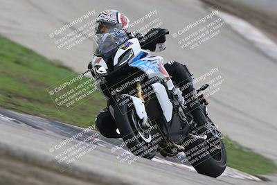 media/Nov-29-2025-TrackDaz (Sat) [[10ae2d9bce]]/A Group/Session 3 (Outside Grapevine)/